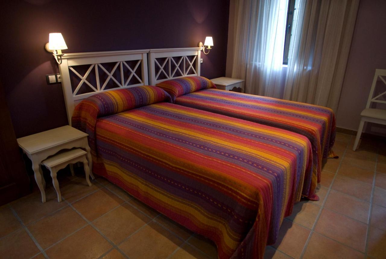Hotel Rural Los Argueellos Lugueros Exterior photo